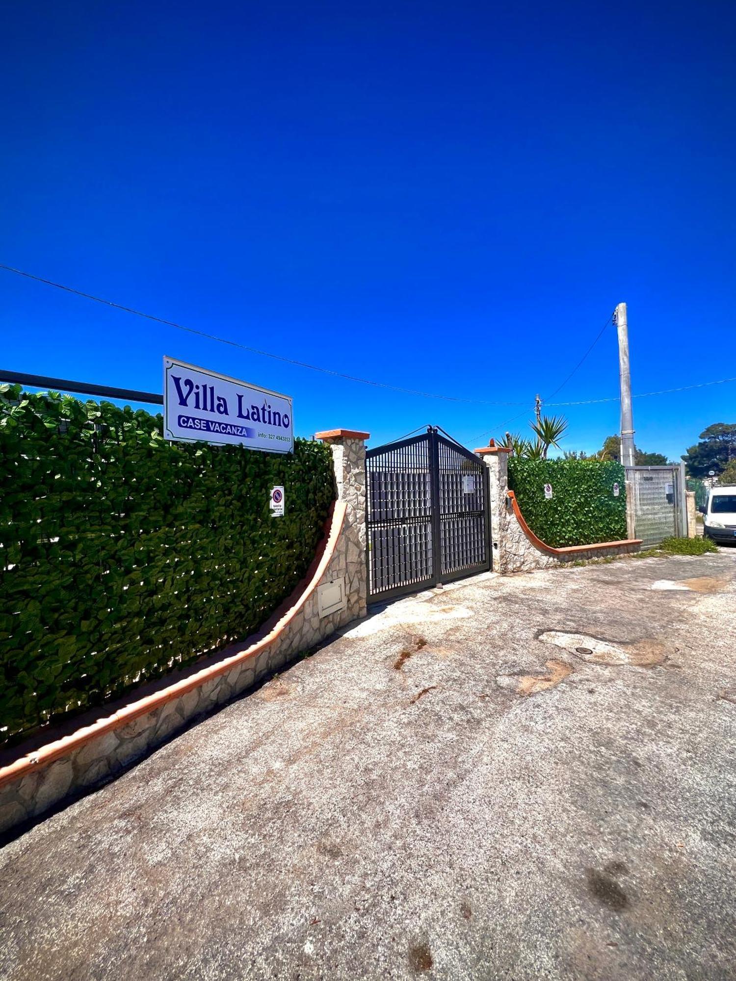 Villa Latino Vieste Buitenkant foto
